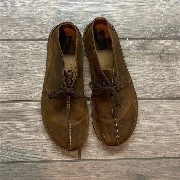 Men's Clark’s Brown Leather Shoes - Picture 3 of 6